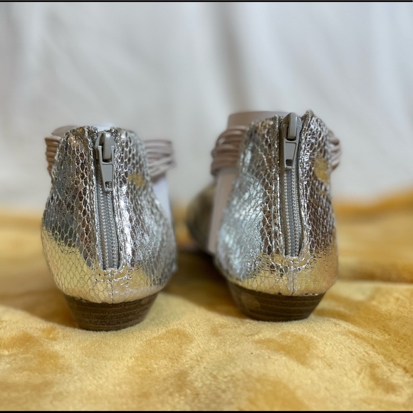 Gem Sparkly Sandals Never Worn - Picture 3 of 5